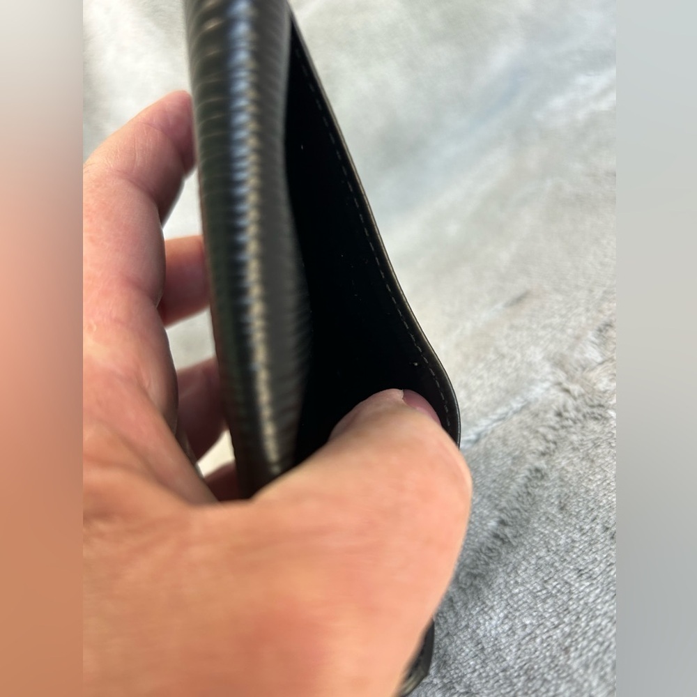 Louis Vuitton Unisex Black Epi Leather Bifold Pocket Organizer Wallet - Picture 10 of 14